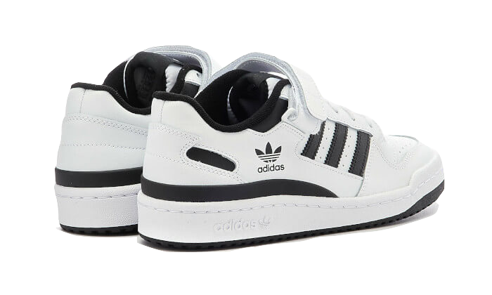 forum-low-white-black-socksforsport