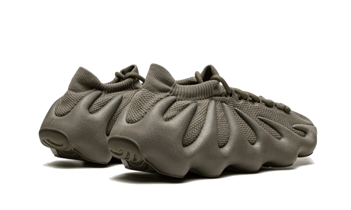 yeezy-450-cinder-socksforsport