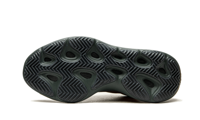 yeezy-700-v3-copper-fade-socksforsport