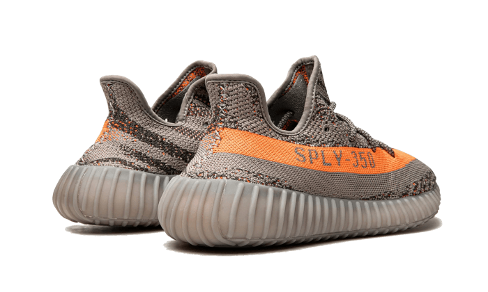 yeezy-boost-350-v2-beluga-reflective-socksforsport