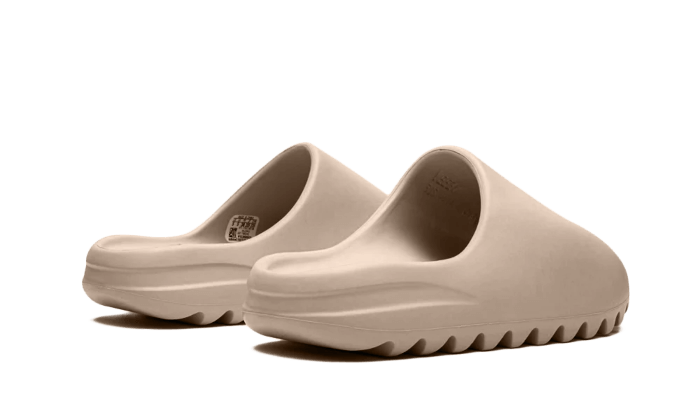 yeezy-slide-pure-first-release-socksforsport