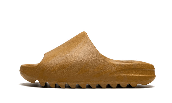 yeezy-slide-ochre-socksforsport