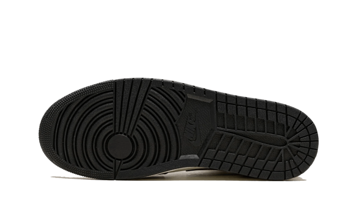 air-jordan-1-low-mocha-socksforsport