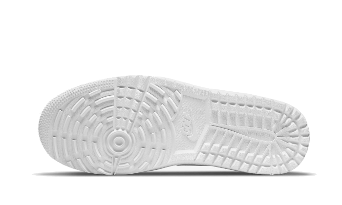 air-jordan-1-retro-low-golf-triple-white-socksforsport