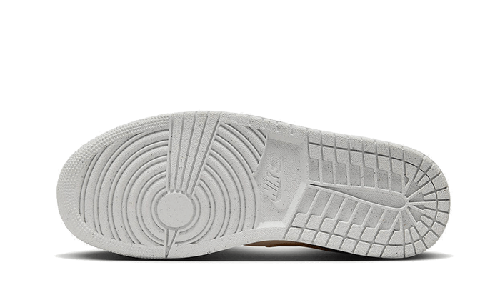air-jordan-1-low-se-celestial-gold-socksforsport