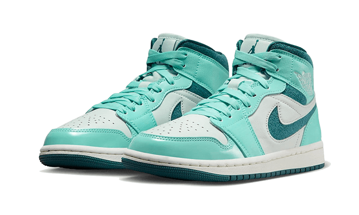 air-jordan-1-mid-bleached-turquoise-socksforsport