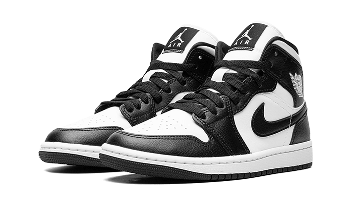 air-jordan-1-mid-panda-socksforsport