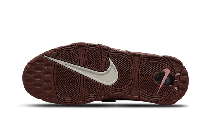 air-more-uptempo-96-valentines-day-2023-socksforsport