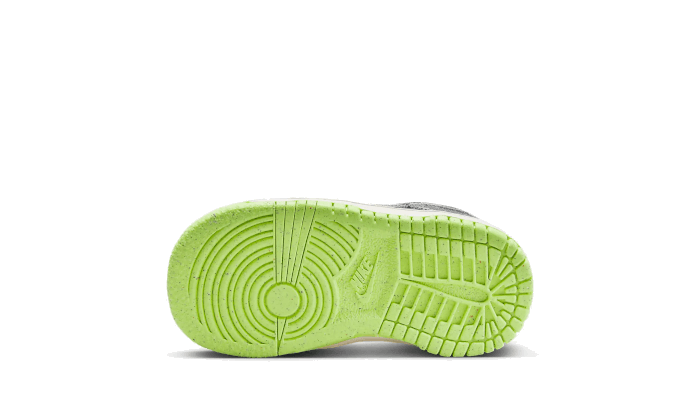 dunk-low-swoosh-shadow-iron-grey-bb-td-socksforsport