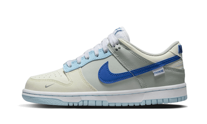dunk-low-ivory-hyper-royal-socksforsport