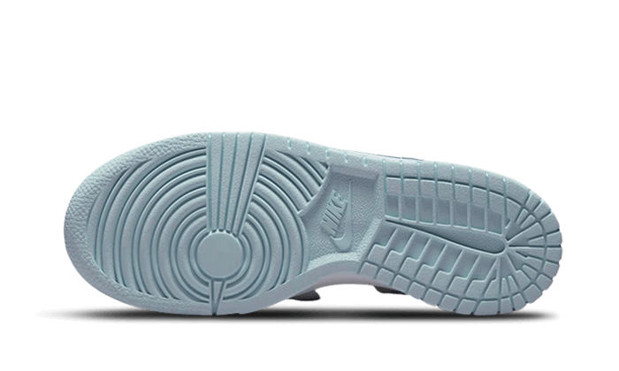 dunk-low-ivory-hyper-royal-socksforsport