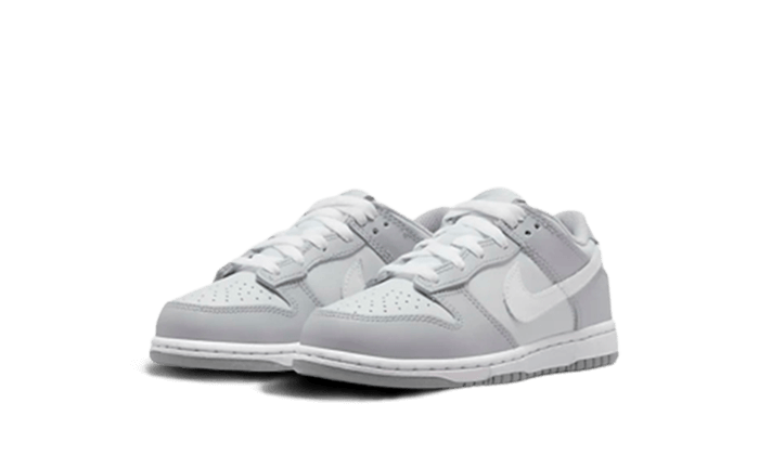 dunk-low-two-toned-grey-enfant-ps-socksforsport
