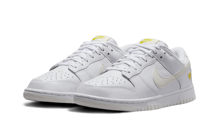 dunk-low-yellow-heart-socksforsport