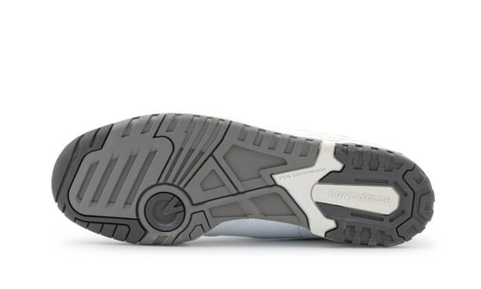 550-white-dark-grey-socksforsport