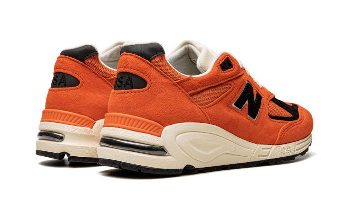 990-v2-made-in-usa-marigold-socksforsport