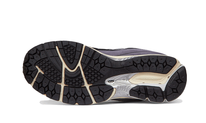 2002r-magnet-socksforsport