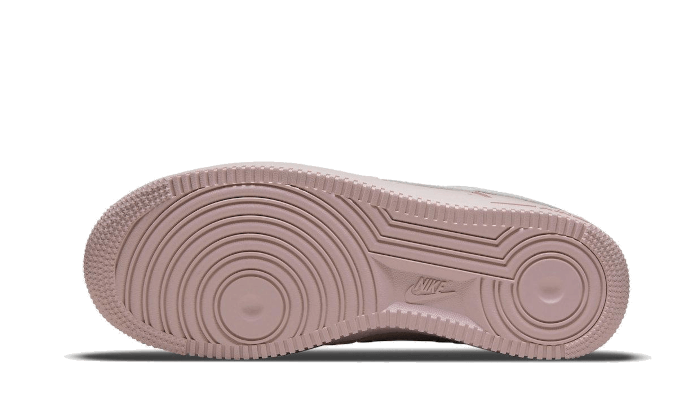 air-force-1-low-pink-sherpa-socksforsport