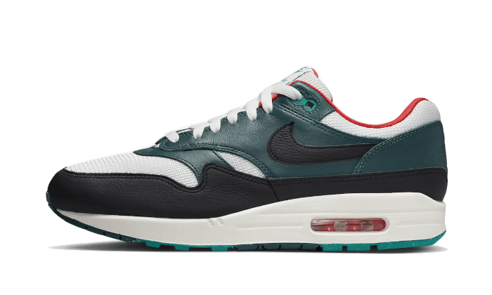 air-max-1-liverpool-lebron-james-socksforsport