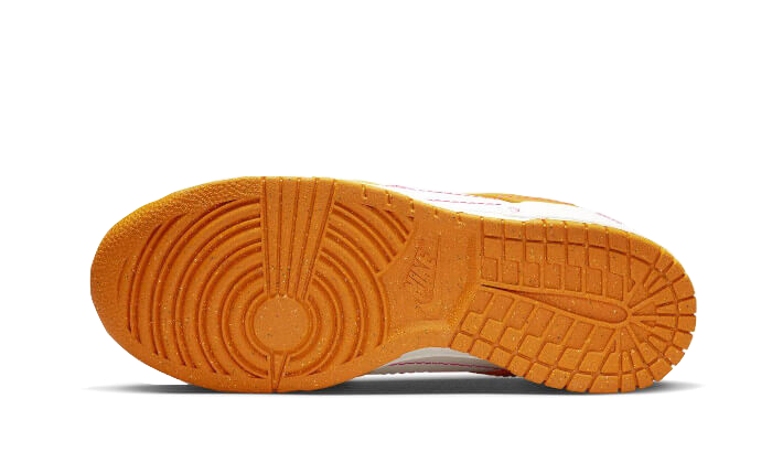 dunk-low-disrupt-2-sunrise-socksforsport
