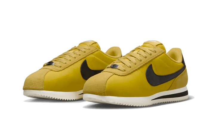 cortez-vivid-sulfur-socksforsport