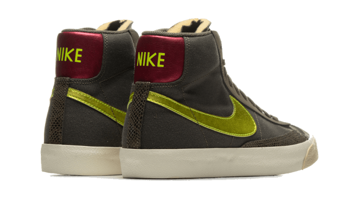 blazer-mid-77-olive-snakeskin-socksforsport