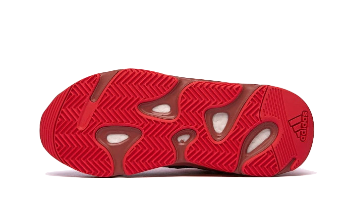 yeezy-700-hi-res-red-socksforsport