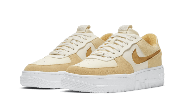 air-force-1-low-pixel-sail-tan-socksforsport