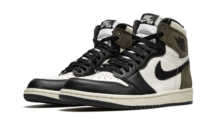 air-jordan-1-high-dark-mocha-socksforsport