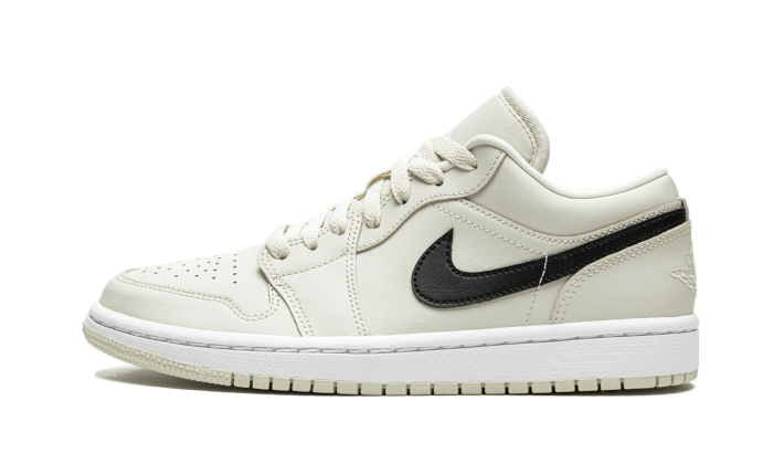 air-jordan-1-low-coconut-milk-socksforsport