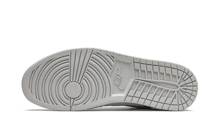 air-jordan-1-low-grey-camo-socksforsport