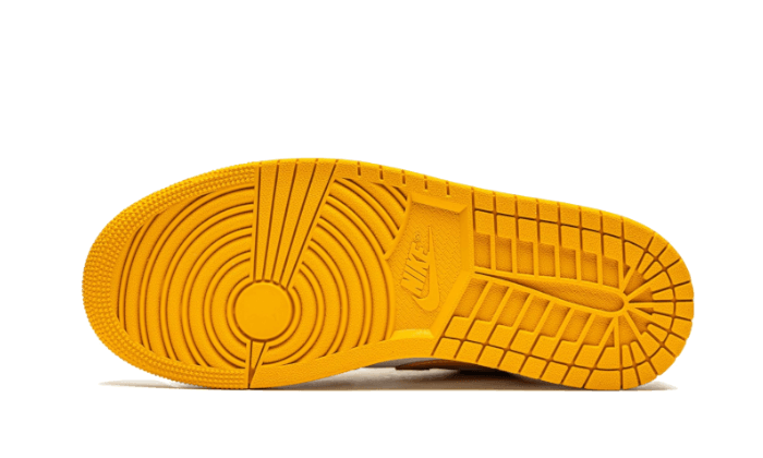 air-jordan-1-low-pollen-socksforsport