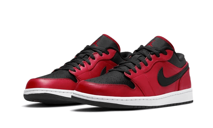 air-jordan-1-low-reverse-bred-pebbled-swoosh-socksforsport