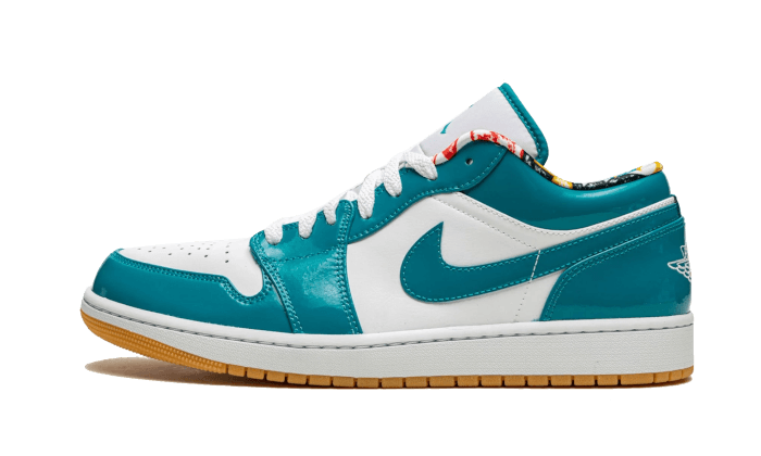 air-jordan-1-low-se-barcelona-print-socksforsport