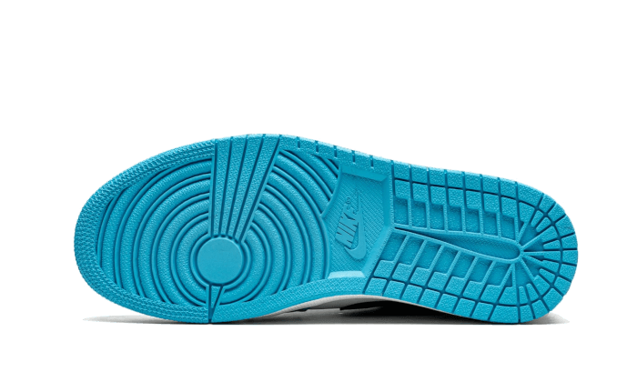 air-jordan-1-low-unc-2021-socksforsport