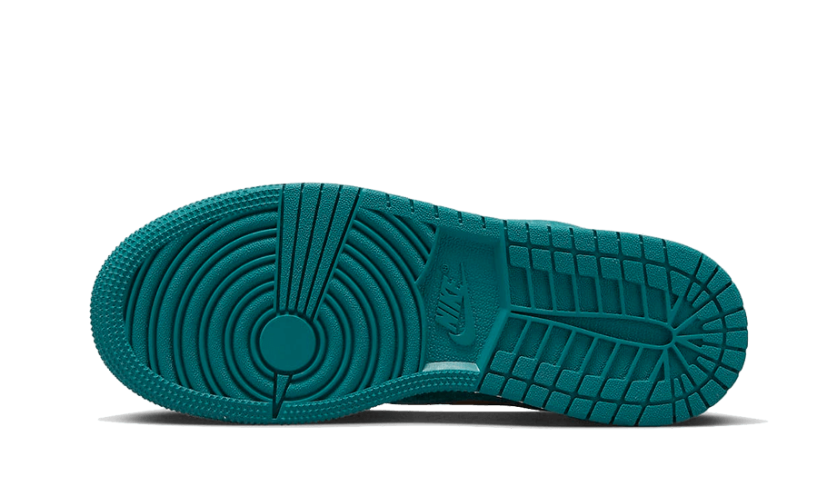air-jordan-1-low-velvet-geode-teal-socksforsport