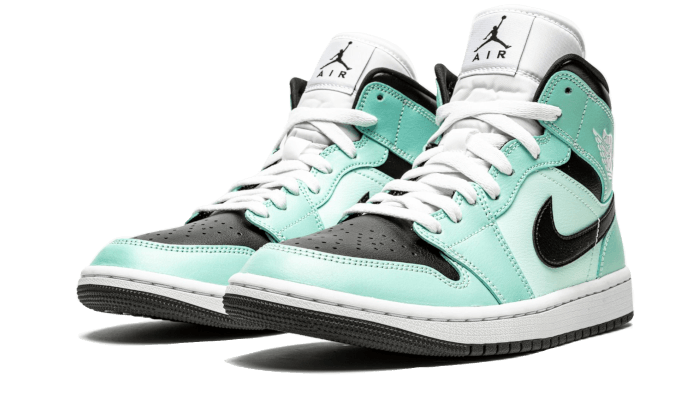 air-jordan-1-mid-aqua-blue-tint-socksforsport