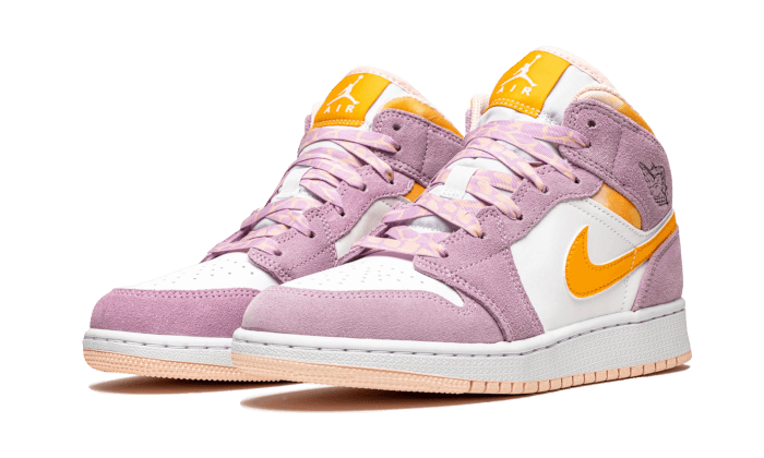air-jordan-1-mid-arctic-pink-socksforsport