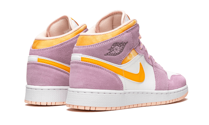 air-jordan-1-mid-arctic-pink-socksforsport
