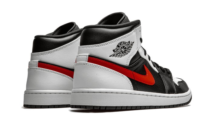 air-jordan-1-mid-black-chile-red-white-socksforsport