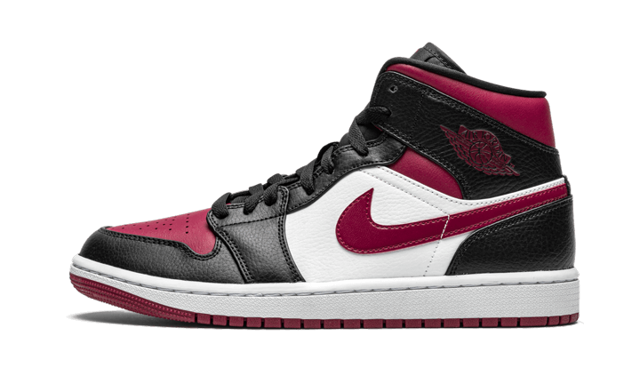 air-jordan-1-mid-bred-toe-socksforsport