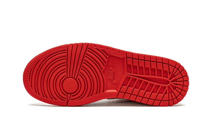 air-jordan-1-mid-champ-colors-socksforsport