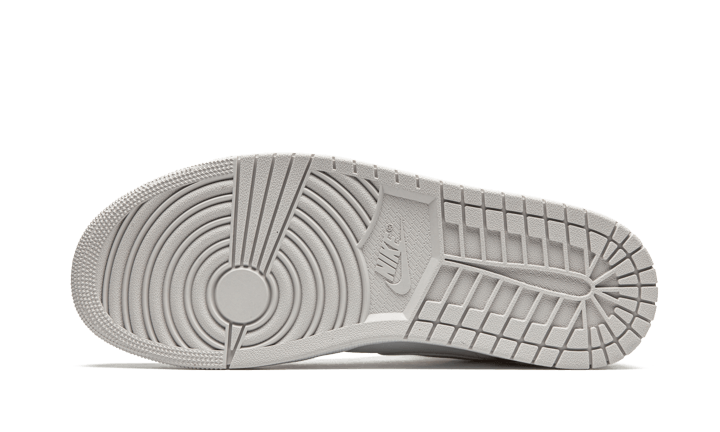 air-jordan-1-mid-grey-camo-socksforsport