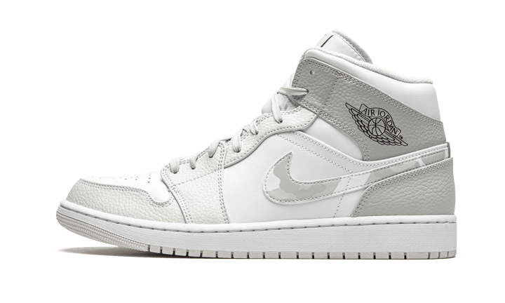 air-jordan-1-mid-grey-camo-socksforsport
