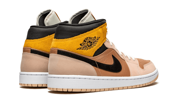 air-jordan-1-mid-se-particle-beige-socksforsport