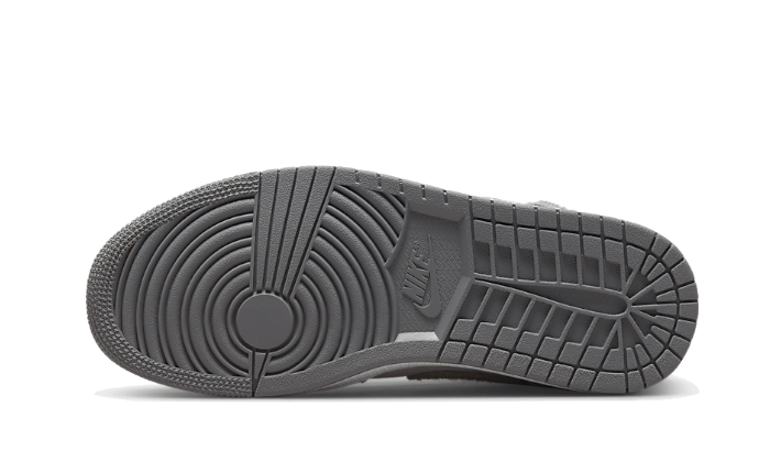 air-jordan-1-mid-se-particle-grey-socksforsport