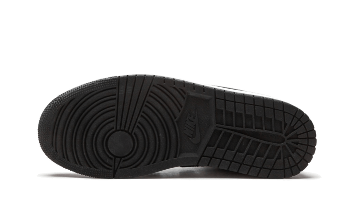 air-jordan-1-mid-se-south-beach-socksforsport