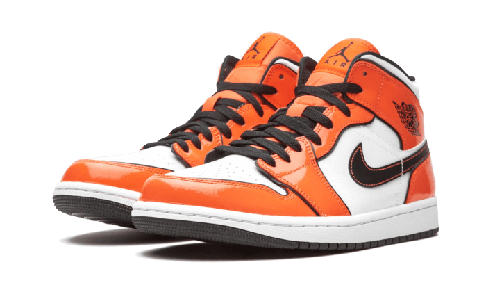 air-jordan-1-mid-turf-orange-socksforsport
