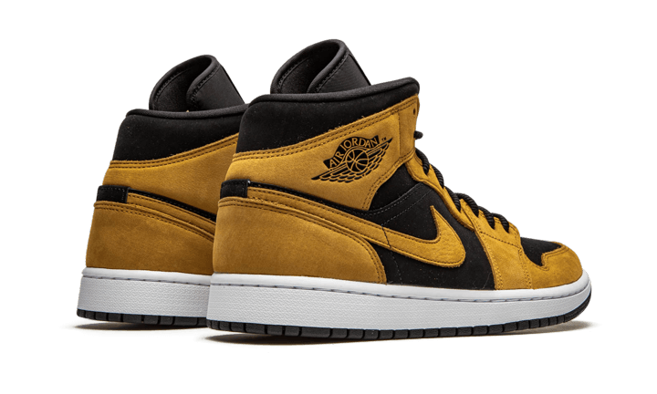 air-jordan-1-mid-wheat-socksforsport