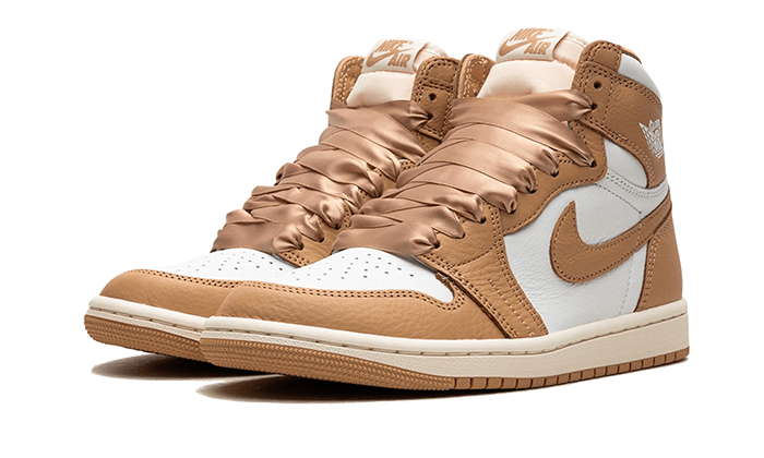 air-jordan-1-retro-high-og-praline-socksforsport