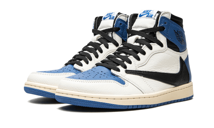 air-jordan-1-retro-high-og-sp-travis-scott-fragment-military-blue-socksforsport